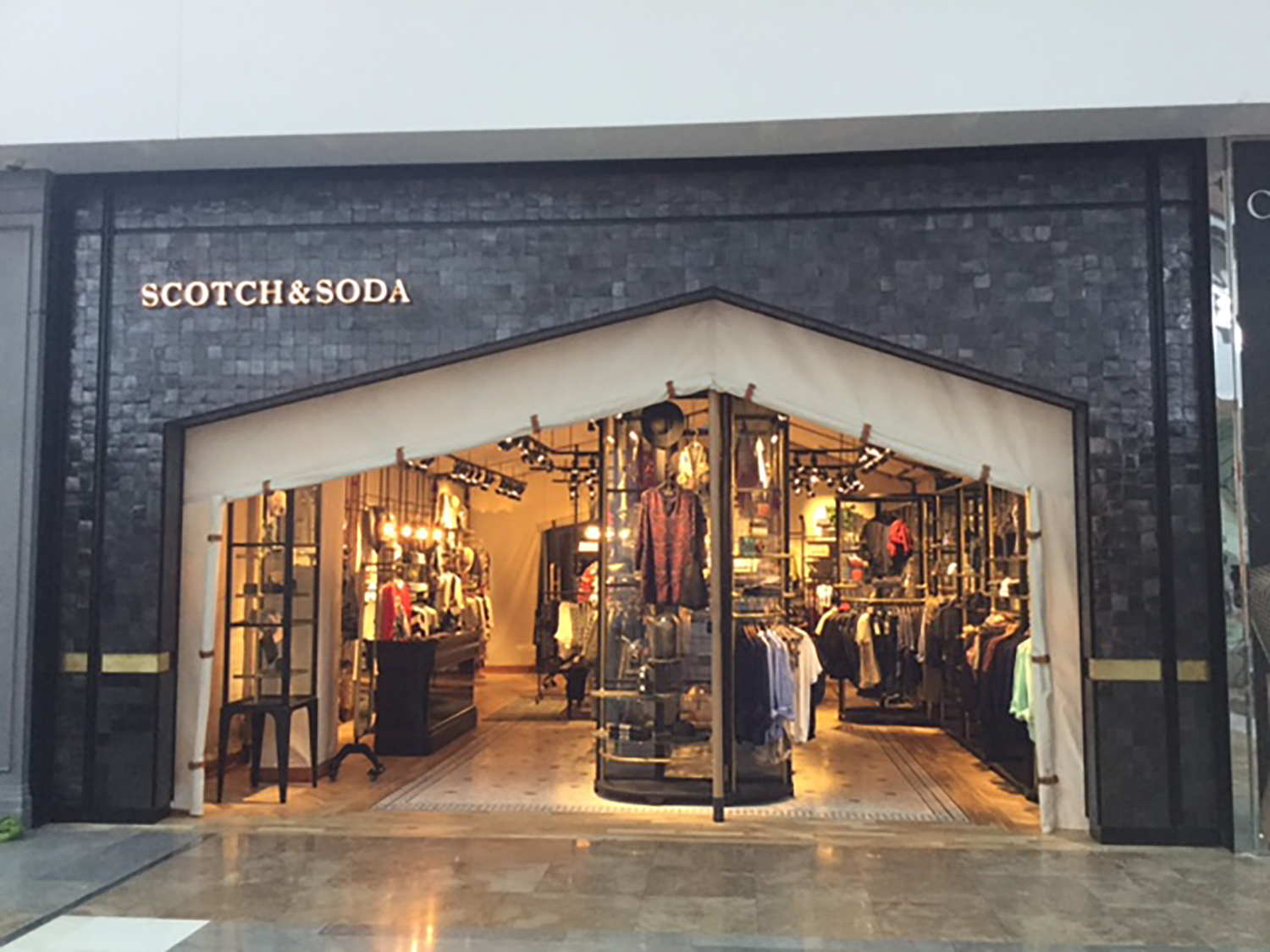 Scotch and Soda commercial flooring project